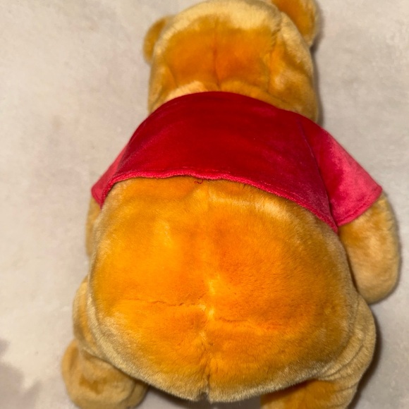 Disney Winnie The Pooh Plush authentic Disney store, 15 inch plush - Picture 2 of 4